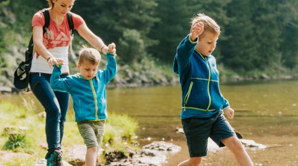 Familie-Almzeit-Kulinarik-18 ©WEKNOWMEDIA